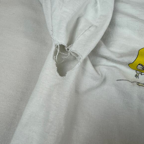 Vintage 90s Looney Tunes Distressed T-Shirt - Picture 5 of 10
